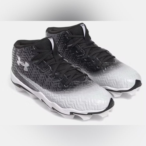NIB [Under Armour] UA Spotlight Hammer Jr Black/White Football Cleats Youth 4.5 - Picture 2 of 12